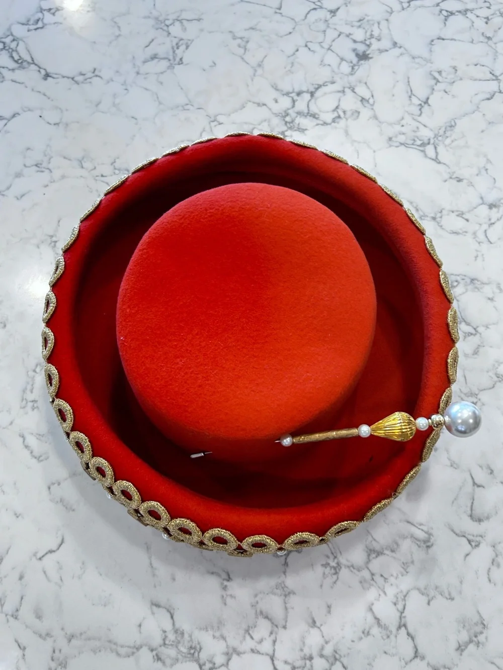 Vintage Oscar De La Renta 100% Wool Felt Orange & Gold Bumper Hat